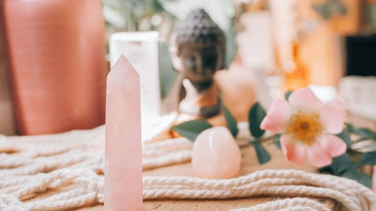 Rose Quartz Crystal Guide